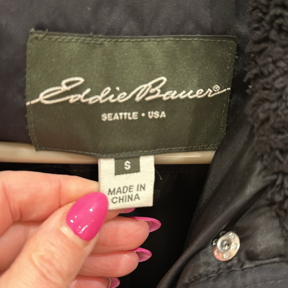 Down Jacket - image 3